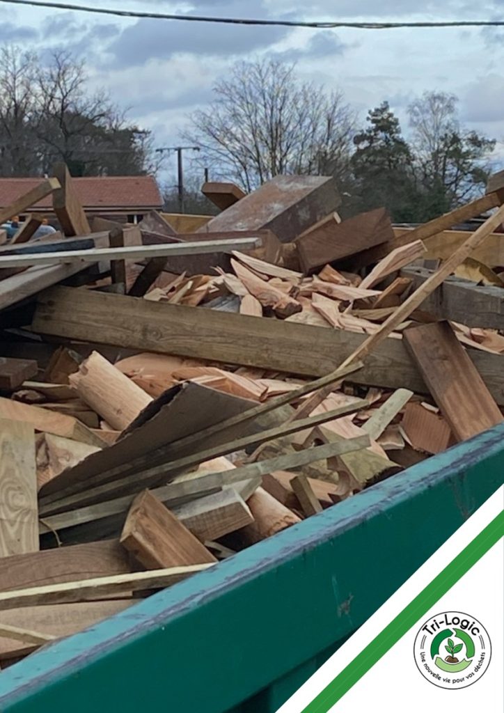 Déchets bois et palettes avant broyage